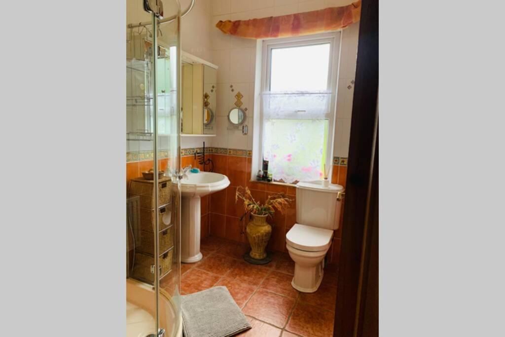 Glen Keen Farm Cottage Louisburgh Extérieur photo