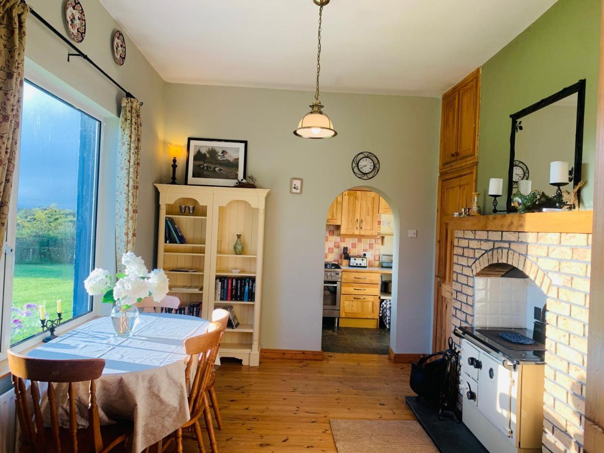 Glen Keen Farm Cottage Louisburgh Extérieur photo