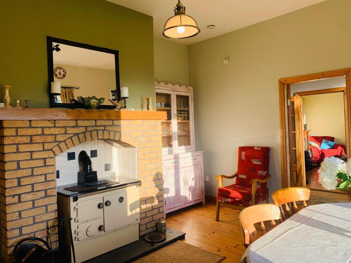 Glen Keen Farm Cottage Louisburgh Extérieur photo